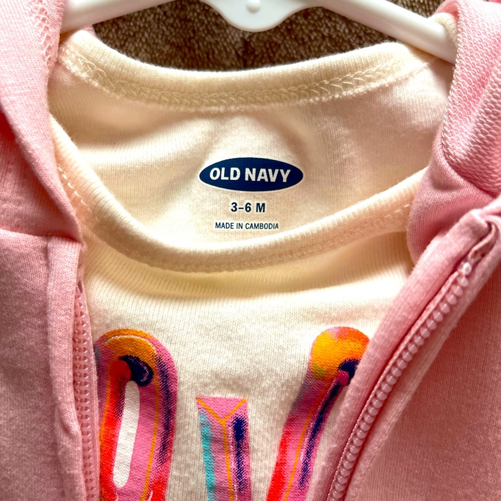 Old navy 3 pcs outfit 3-6m